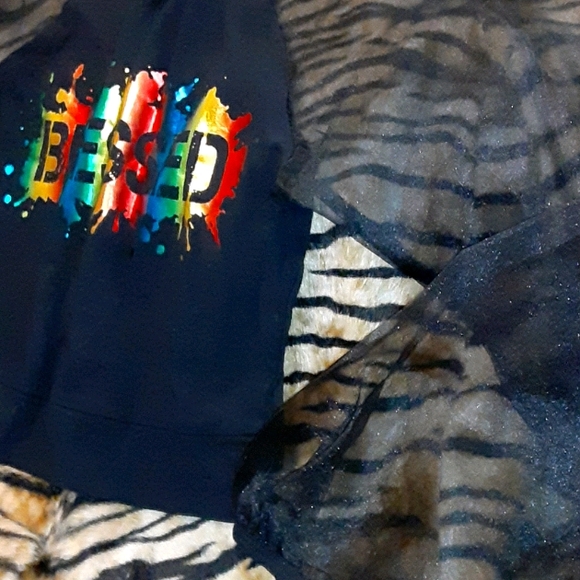 'Blessed' sheer sleeved crop top - Picture 3 of 3